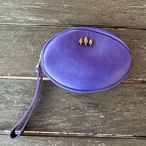 Portland Leather Amethyst Small Rosewell wristlet